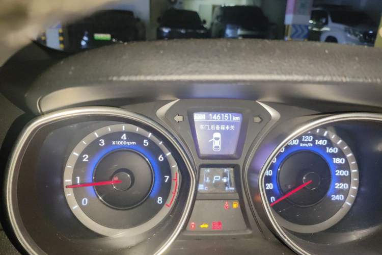 Used Hyundai Elantra (5th Generation / Langdong) 2015 1.6L Automatic Luxury Model Odometer Close Up