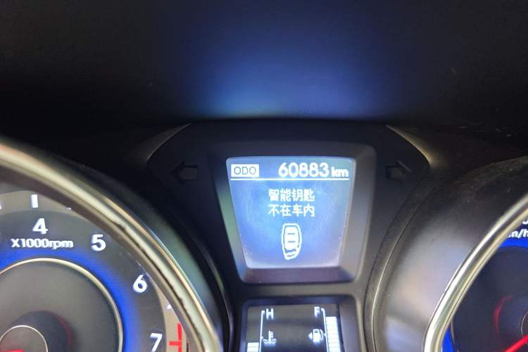 Used Hyundai Elantra (5th Generation / Langdong) 2015 1.6L Manual Leading Model Odometer Close Up