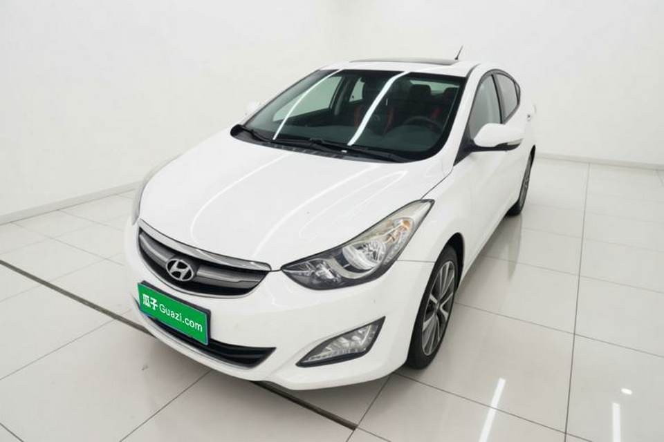 Hyundai Elantra (5th Generation / Langdong) 2015