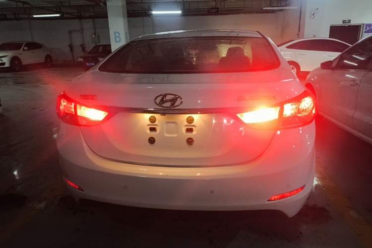 Used Hyundai Elantra (5th Generation / Langdong) 2015 1.6L Automatic Leading Model Rear