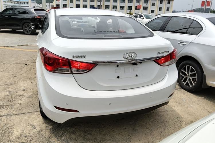 Used Hyundai Elantra (5th Generation / Langdong) 2015 1.6L Automatic Fashion Model Rear