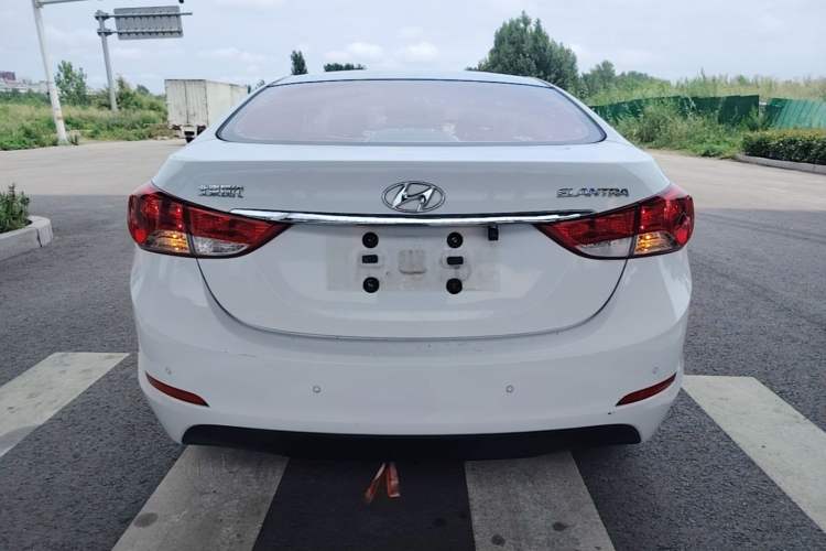 Used Hyundai Elantra (5th Generation / Langdong) 2015 1.6L Automatic Fashion Model Rear