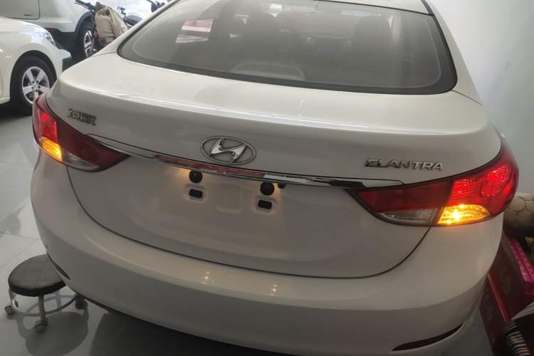 Used Hyundai Elantra (5th Generation / Langdong) 2015 1.6L Automatic Fashion Model Rear
