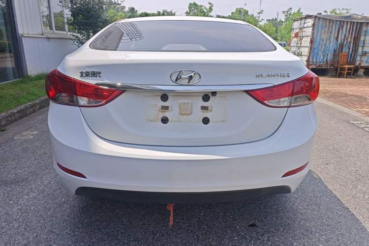Used Hyundai Elantra (5th Generation / Langdong) 2015 1.6L Automatic Fashion Model Rear
