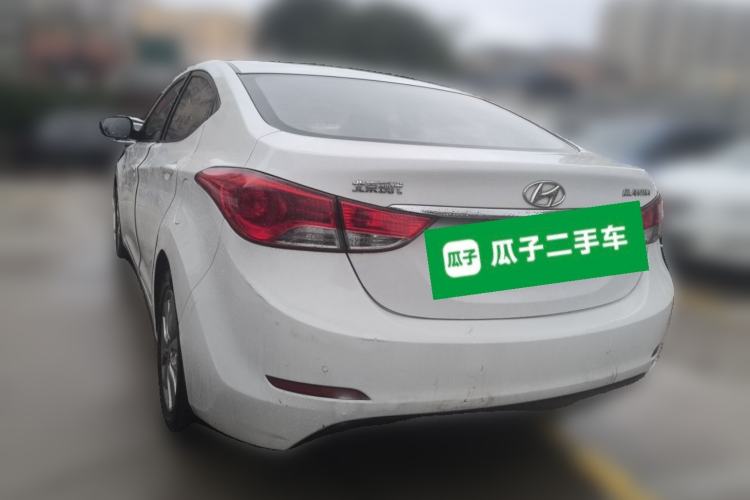 Used Hyundai Elantra (5th Generation / Langdong) 2015 1.6L Automatic Fashion Model Rear Left 45 Deg