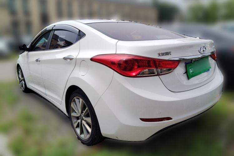 Used Hyundai Elantra (5th Generation / Langdong) 2015 1.6L Automatic Leading Model Rear Left 45 Deg