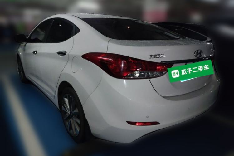Used Hyundai Elantra (5th Generation / Langdong) 2015 1.6L Automatic Leading Model Rear Left 45 Deg