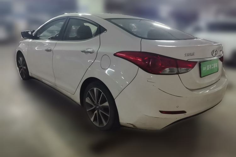 Used Hyundai Elantra (5th Generation / Langdong) 2015 1.6L Automatic Leading Model Rear Left 45 Deg