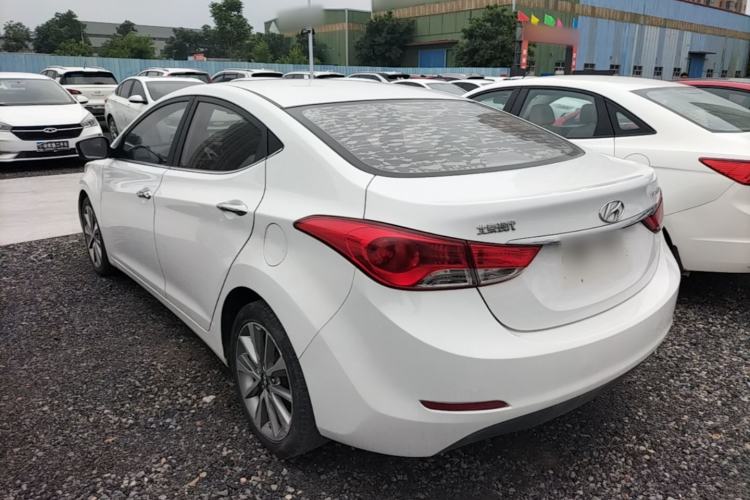 Used Hyundai Elantra (5th Generation / Langdong) 2015 1.6L Automatic Leading Model Rear Left 45 Deg
