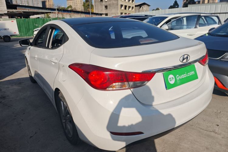 Used Hyundai Elantra (5th Generation / Langdong) 2015 1.6L Automatic Fashion Model Rear Left 45 Deg