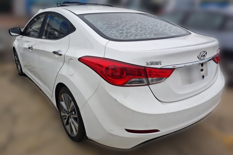 Used Hyundai Elantra (5th Generation / Langdong) 2015 1.6L Automatic Leading Model Rear Left 45 Deg