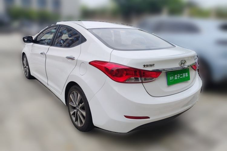 Used Hyundai Elantra (5th Generation / Langdong) 2015 1.6L Automatic Luxury Model Rear Left 45 Deg