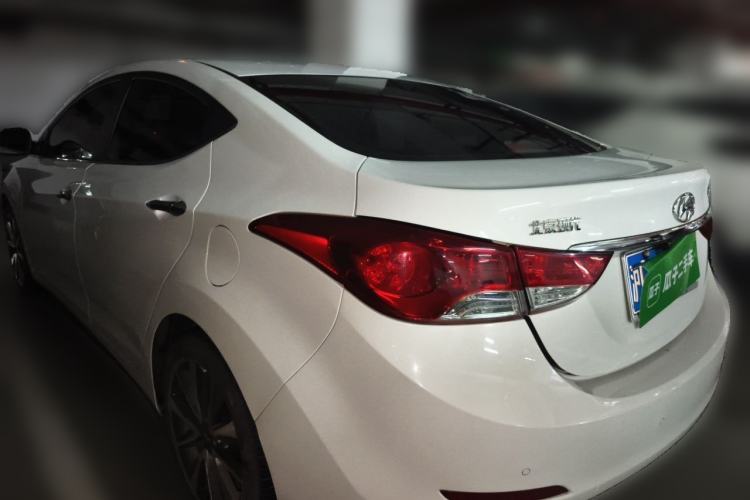 Used Hyundai Elantra (5th Generation / Langdong) 2015 1.6L Automatic Luxury Model Rear Left 45 Deg
