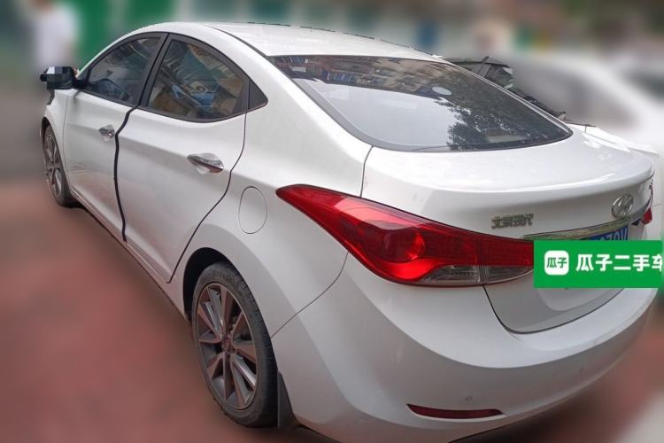 Used Hyundai Elantra (5th Generation / Langdong) 2015 1.6L Automatic Leading Model Rear Left 45 Deg