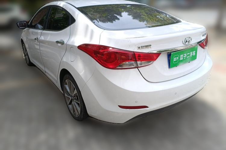 Used Hyundai Elantra (5th Generation / Langdong) 2015 1.6L Automatic Luxury Model Rear Left 45 Deg