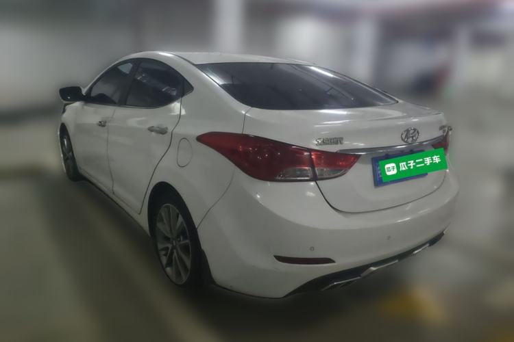 Used Hyundai Elantra (5th Generation / Langdong) 2015 1.6L Automatic Leading Model Rear Left 45 Deg