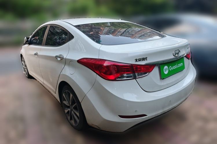 Used Hyundai Elantra (5th Generation / Langdong) 2015 1.6L Automatic Luxury Model Rear Left 45 Deg
