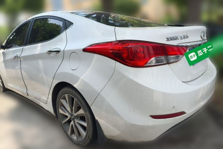 Used Hyundai Elantra (5th Generation / Langdong) 2015 1.6L Automatic Leading Model Rear Left 45 Deg
