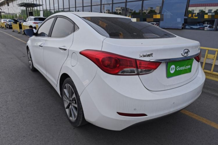 Used Hyundai Elantra (5th Generation / Langdong) 2015 1.6L Automatic Leading Model Rear Left 45 Deg