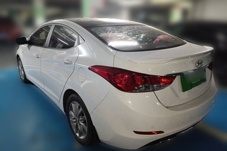 Used Hyundai Elantra (5th Generation / Langdong) 2015 1.6L Automatic Fashion Model Rear Left 45 Deg