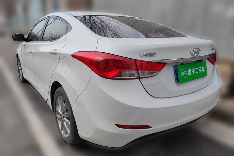 Used Hyundai Elantra (5th Generation / Langdong) 2015 1.6L Automatic Fashion Model Rear Left 45 Deg