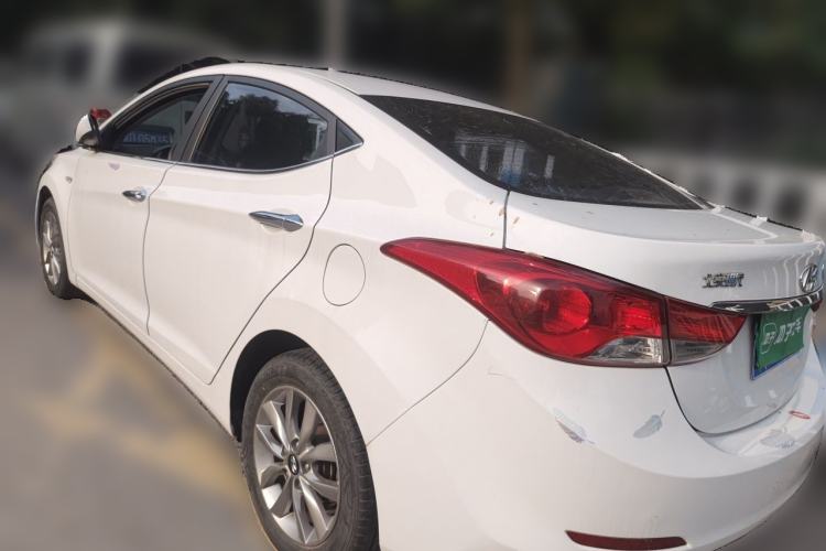 Used Hyundai Elantra (5th Generation / Langdong) 2015 1.6L Automatic Fashion Model Rear Left 45 Deg