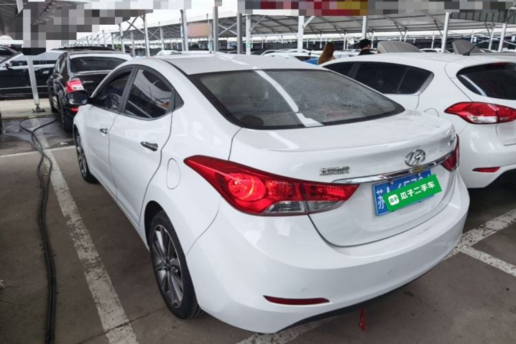 Used Hyundai Elantra (5th Generation / Langdong) 2015 1.6L Automatic Leading Model Rear Left 45 Deg
