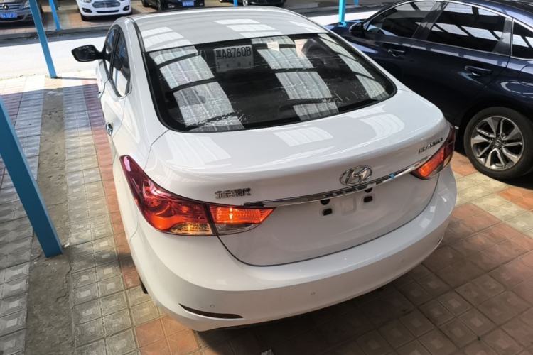 Used Hyundai Elantra (5th Generation / Langdong) 2015 1.6L Automatic Leading Model Rear Left 45 Deg