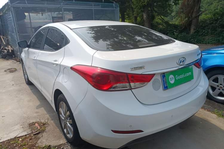 Used Hyundai Elantra (5th Generation / Langdong) 2015 1.6L Automatic Fashion Model Rear Left 45 Deg