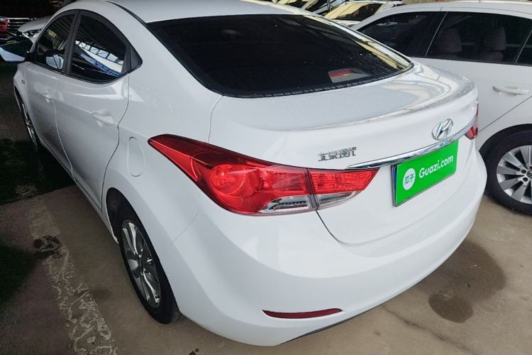 Used Hyundai Elantra (5th Generation / Langdong) 2015 1.6L Automatic Fashion Model Rear Left 45 Deg