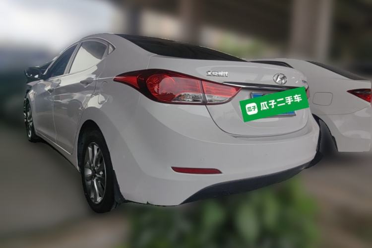 Used Hyundai Elantra (5th Generation / Langdong) 2015 1.6L Automatic Leading Model Rear Left 45 Deg