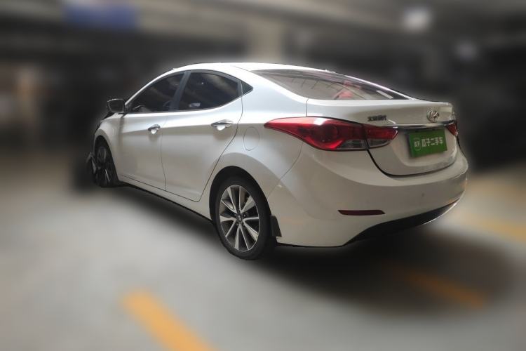 Used Hyundai Elantra (5th Generation / Langdong) 2015 1.6L Automatic Leading Model Rear Left 45 Deg