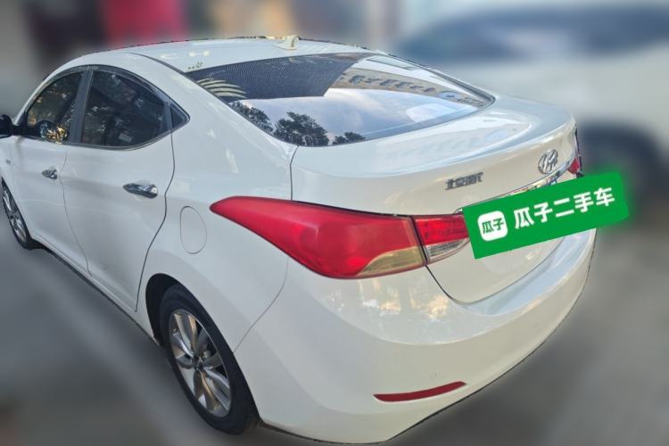 Used Hyundai Elantra (5th Generation / Langdong) 2015 1.6L Automatic Fashion Model Rear Left 45 Deg