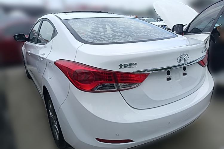 Used Hyundai Elantra (5th Generation / Langdong) 2015 1.6L Automatic Fashion Model Rear Left 45 Deg