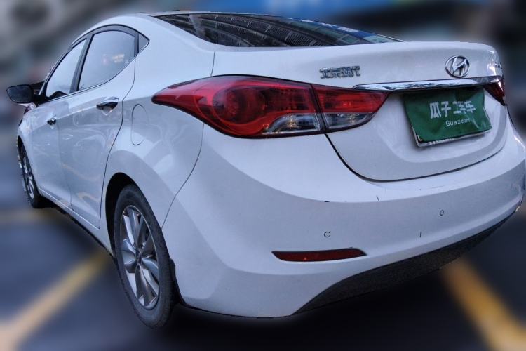 Used Hyundai Elantra (5th Generation / Langdong) 2015 1.6L Manual Leading Model Rear Left 45 Deg