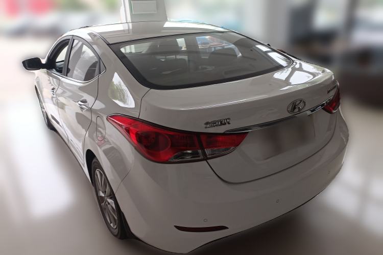 Used Hyundai Elantra (5th Generation / Langdong) 2015 1.6L Manual Leading Model Rear Left 45 Deg