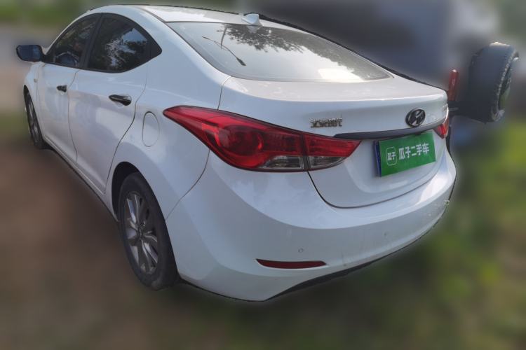 Used Hyundai Elantra (5th Generation / Langdong) 2015 1.6L Automatic Fashion Model Rear Left 45 Deg