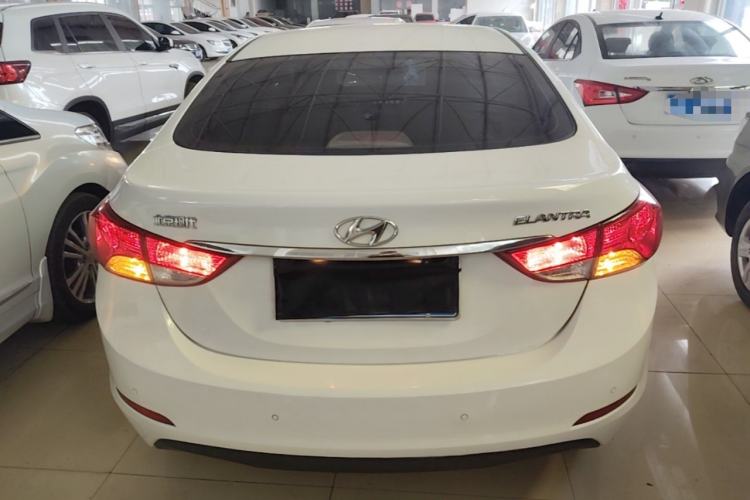 Used Hyundai Elantra (5th Generation / Langdong) 2015 1.6L Automatic Fashion Model Rear