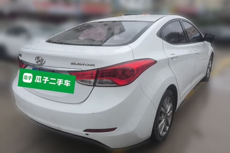 Used Hyundai Elantra (5th Generation / Langdong) 2015 1.6L Automatic Fashion Model Rear Right 45 Deg