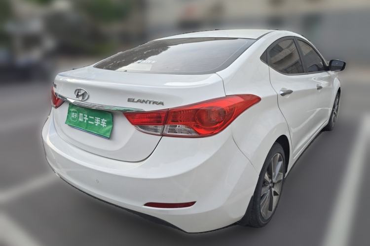 Used Hyundai Elantra (5th Generation / Langdong) 2015 1.6L Automatic Leading Model Rear Right 45 Deg