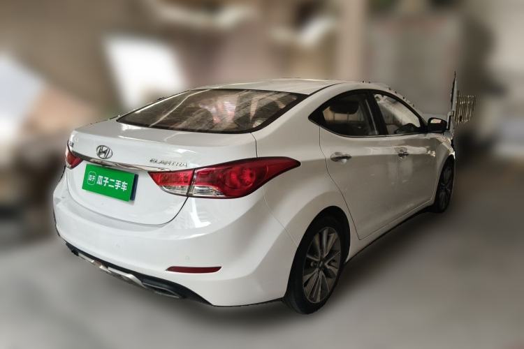 Used Hyundai Elantra (5th Generation / Langdong) 2015 1.6L Automatic Luxury Model Rear Right 45 Deg