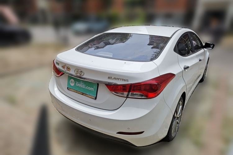 Used Hyundai Elantra (5th Generation / Langdong) 2015 1.6L Automatic Leading Model Rear Right 45 Deg