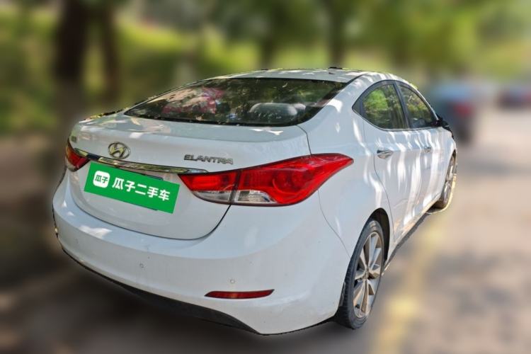 Used Hyundai Elantra (5th Generation / Langdong) 2015 1.6L Automatic Leading Model Rear Right 45 Deg