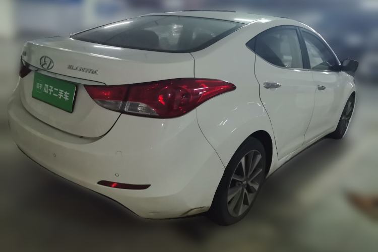 Used Hyundai Elantra (5th Generation / Langdong) 2015 1.6L Automatic Leading Model Rear Right 45 Deg