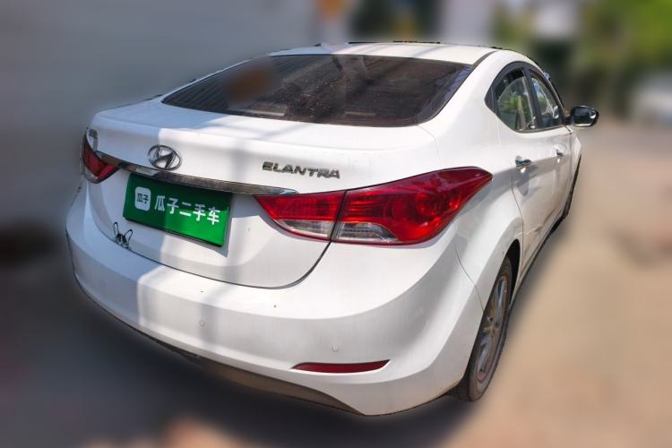 Used Hyundai Elantra (5th Generation / Langdong) 2015 1.6L Manual Leading Model Rear Right 45 Deg