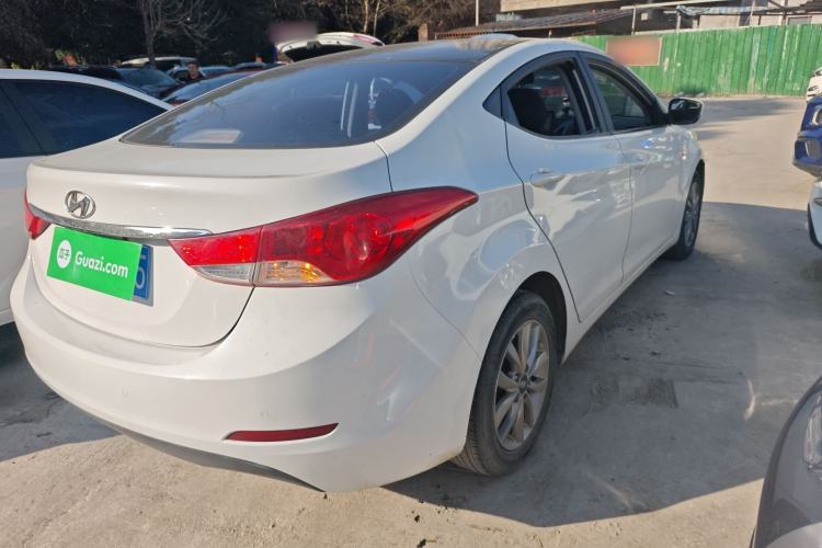 Used Hyundai Elantra (5th Generation / Langdong) 2015 1.6L Automatic Fashion Model Rear Right 45 Deg
