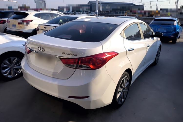 Used Hyundai Elantra (5th Generation / Langdong) 2015 1.6L Automatic Leading Model Rear Right 45 Deg