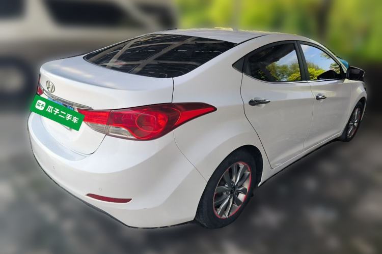 Used Hyundai Elantra (5th Generation / Langdong) 2015 1.6L Manual Leading Model Rear Right 45 Deg