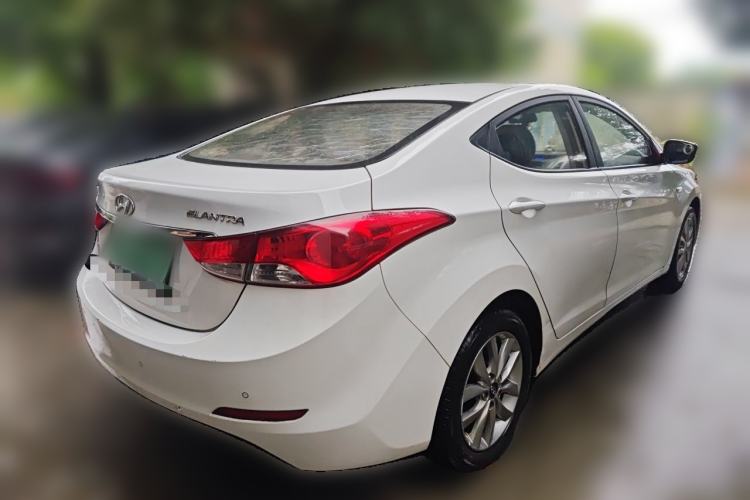 Used Hyundai Elantra (5th Generation / Langdong) 2015 1.6L Automatic Fashion Model Rear Right 45 Deg