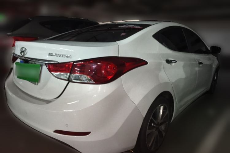 Used Hyundai Elantra (5th Generation / Langdong) 2015 1.6L Automatic Luxury Model Rear Right 45 Deg